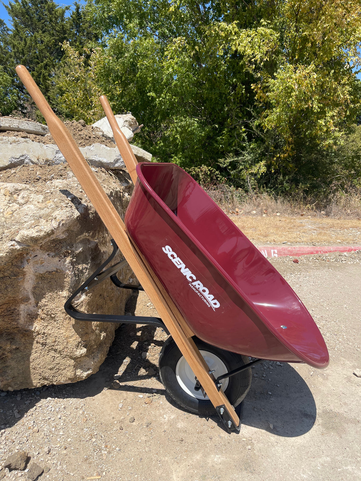 Scenic Road Steel SS-Series 6 Cu Ft Single Ribbed Wheelbarrow - Lifestyle